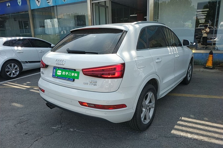 Audi Q3 2016 immagine di auto #7