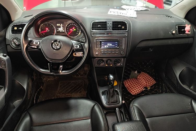 Volkswagen Polo 2017 #13 Volkswagen Polo 2017 car image #13