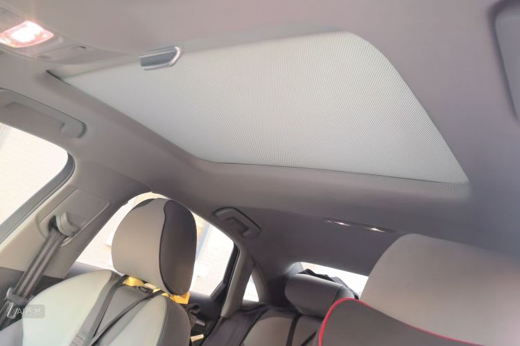Audi A3 2018 car image #20