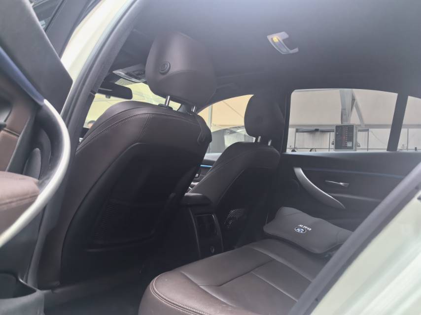 BMW 3 Series 2019 #4 BMW 3 Series 2019 car image #4