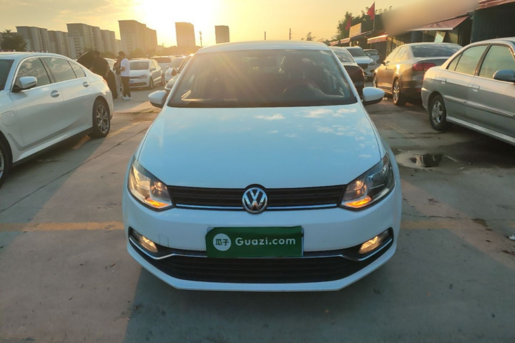 Volkswagen Polo 2015 #3 Volkswagen Polo 2015 car image #3