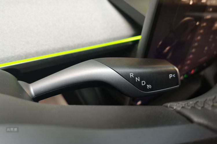 Tesla Model Y 2023 #16 Tesla Model Y 2023 car image #16