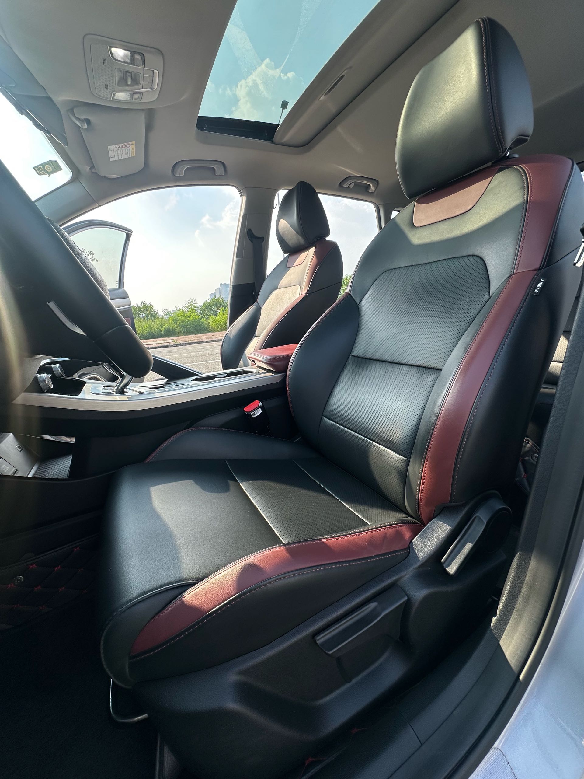 GEELY Coolray 2020 car image #10