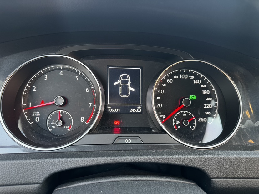 Volkswagen Golf 2017 car image #8