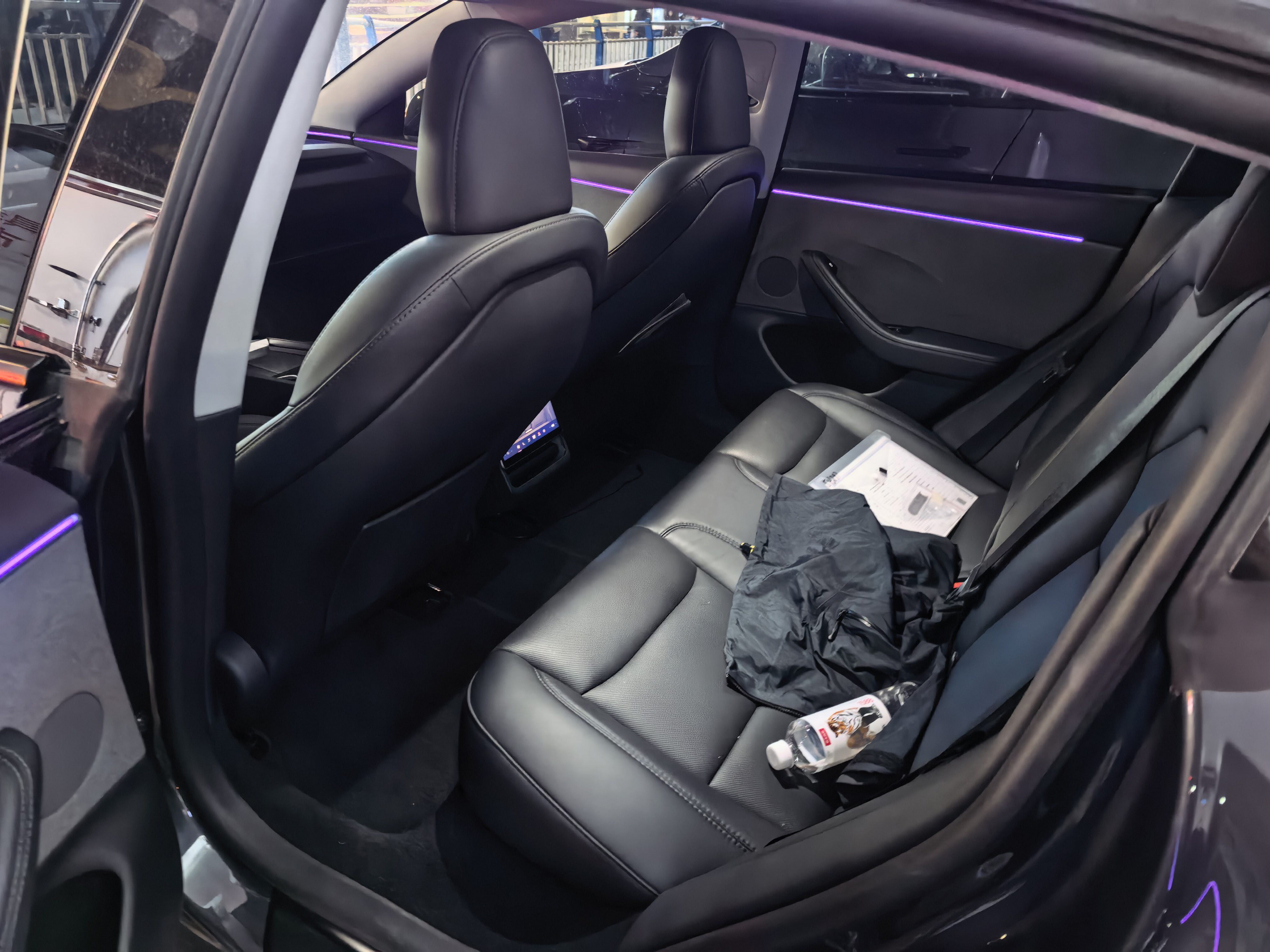 Tesla Model 3 2025 immagine di auto #3