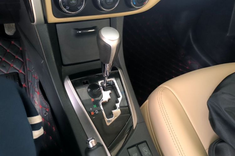 Toyota Corolla 2017 #18 Toyota Corolla 2017 car image #18