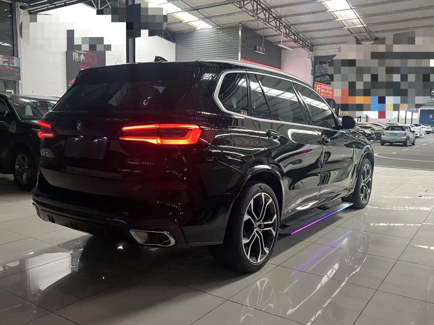 BMW X5 2022 car image #9