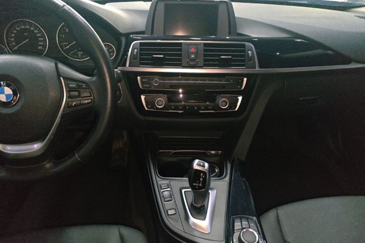BMW 3 Series 2017 #13 BMW 3 Series 2017 imagen de coche #13