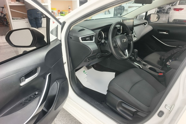 Toyota Corolla 2021 car image #16
