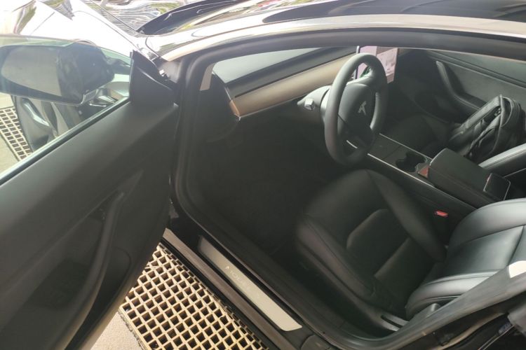 Tesla Model 3 2020 #16 Tesla Model 3 2020 car image #16