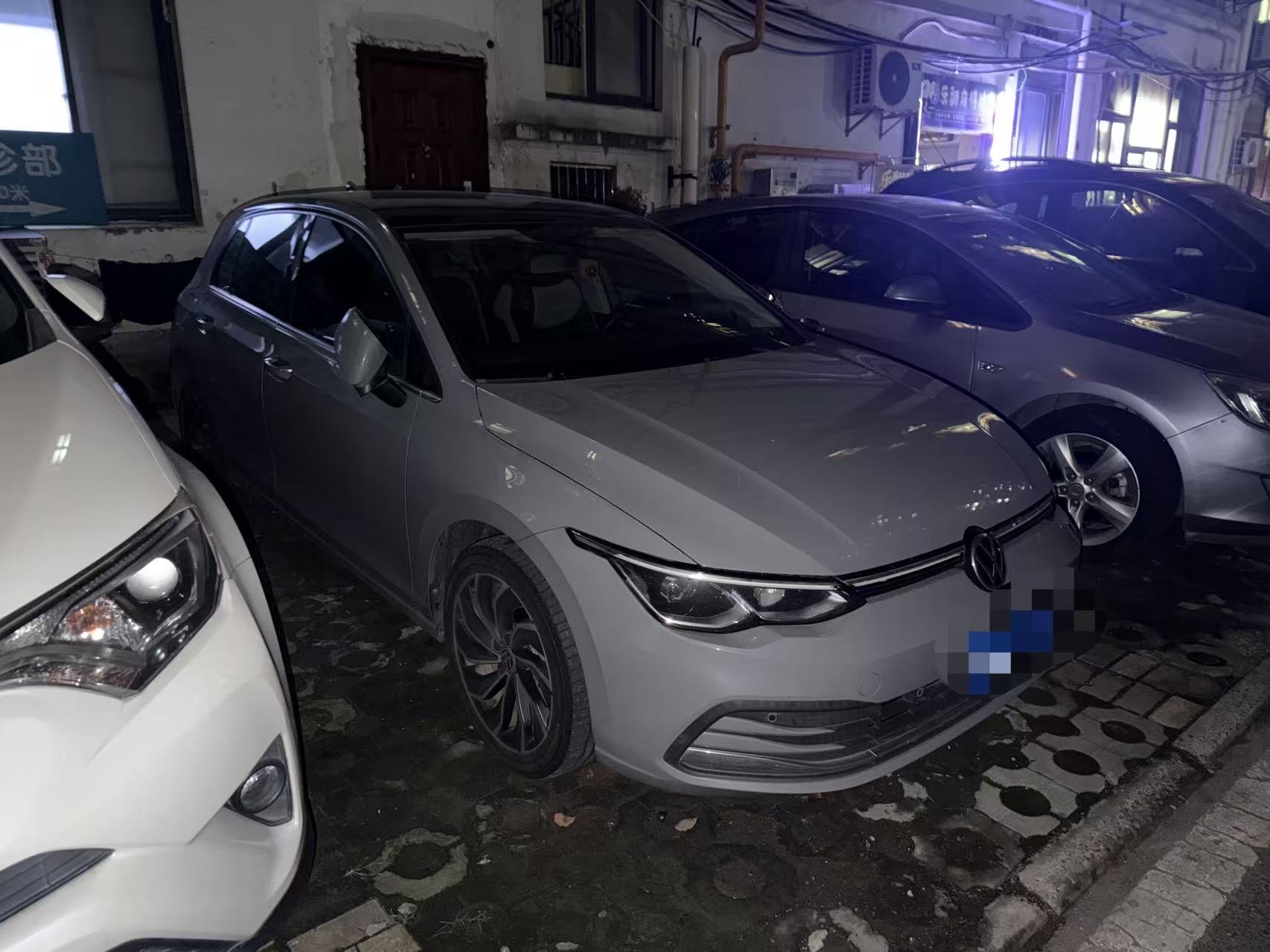 Volkswagen Golf 2021 Volkswagen Golf 2021 صورة سيارة