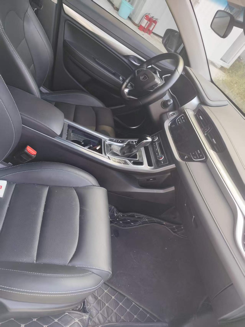 GEELY Emgrand 2019 صورة سيارة #5