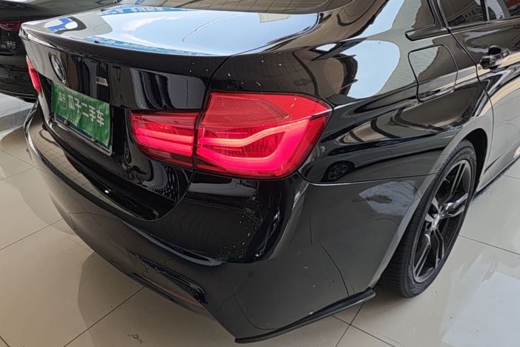 BMW 3 Series 2019 #8 BMW 3 Series 2019 immagine di auto #8