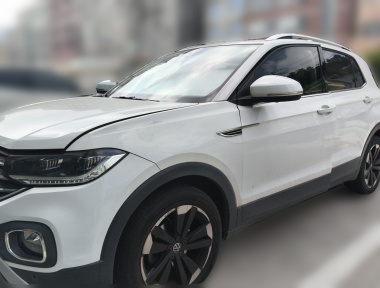 Volkswagen Tacqua 2020 car image 