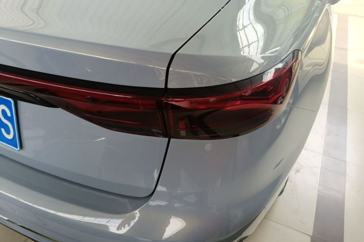 GEELY Emgrand 2023 car image #8
