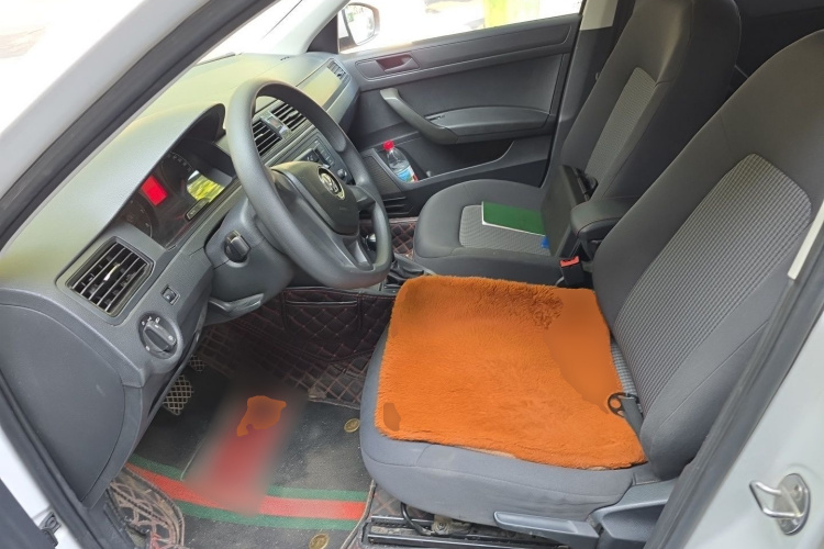 Volkswagen Santana 2018 car image #15