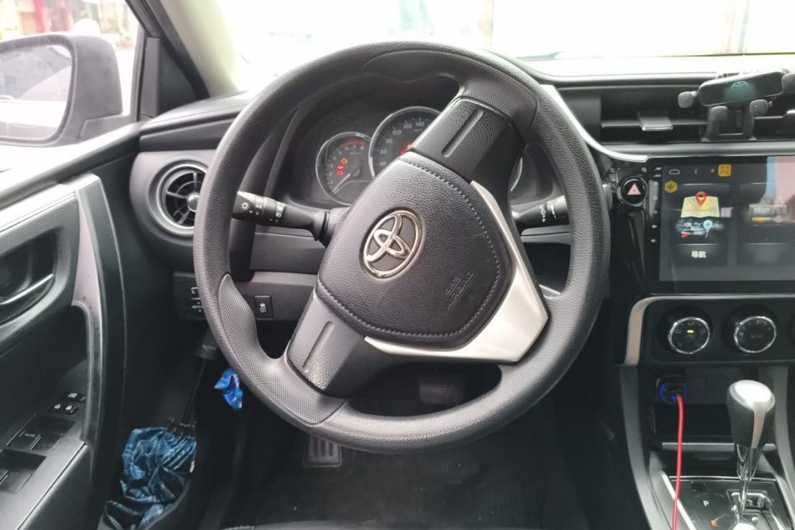Toyota Corolla 2019 #12 Toyota Corolla 2019 car image #12