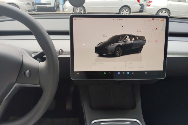 Tesla Model Y 2024 #13 Tesla Model Y 2024 car image #13