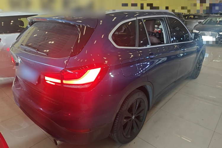 BMW X1 2021 car image #7