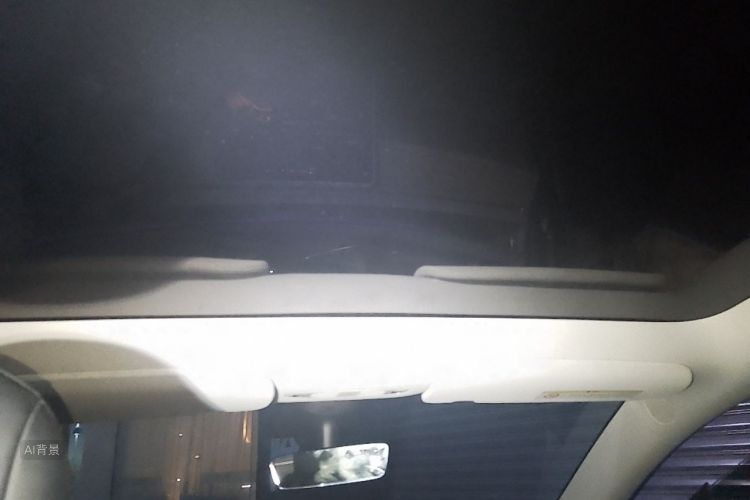 Tesla Model Y 2022 car image #20
