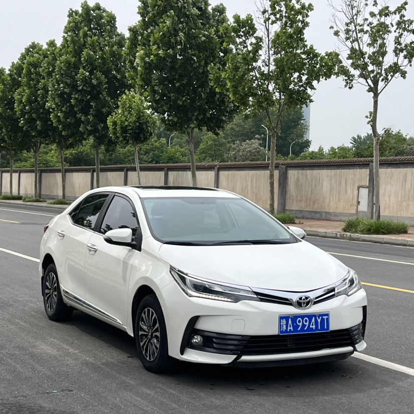 Toyota Corolla 2019 #3 Toyota Corolla 2019 car image #3