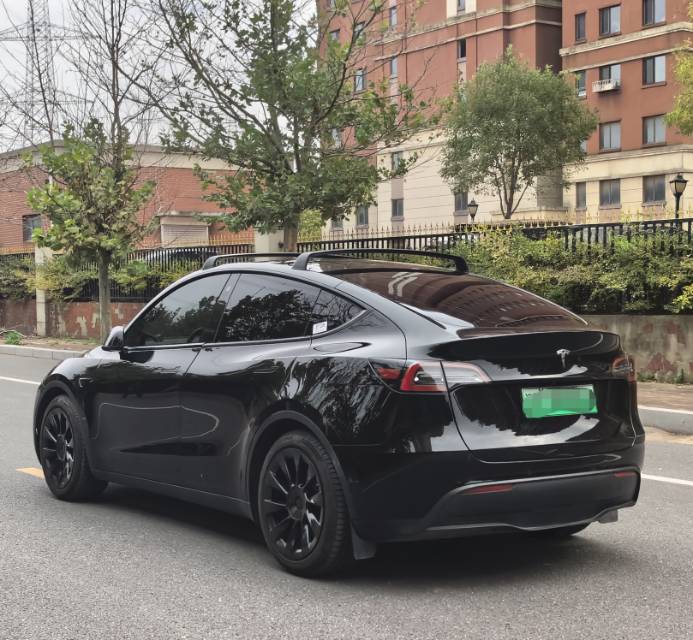 Tesla Model Y 2021 #5 Tesla Model Y 2021 immagine di auto #5