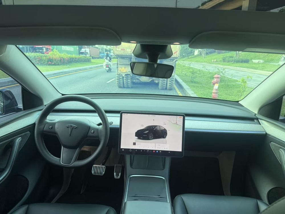 Tesla Model Y 2024 #9 Tesla Model Y 2024 immagine di auto #9
