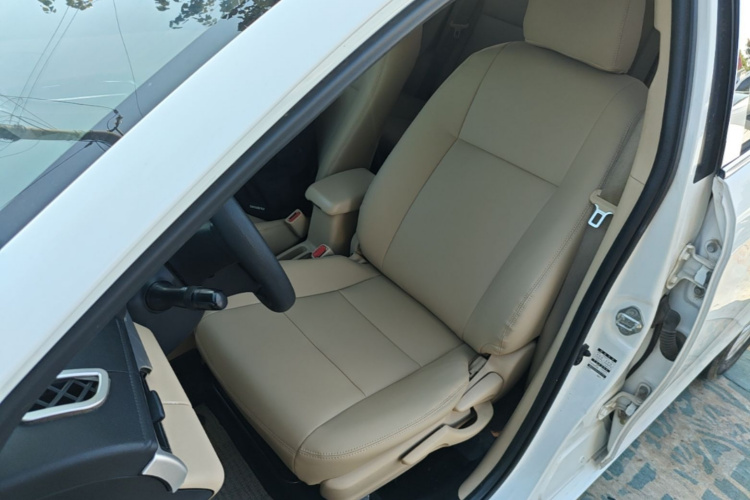 Toyota Vios 2017 صورة سيارة #15