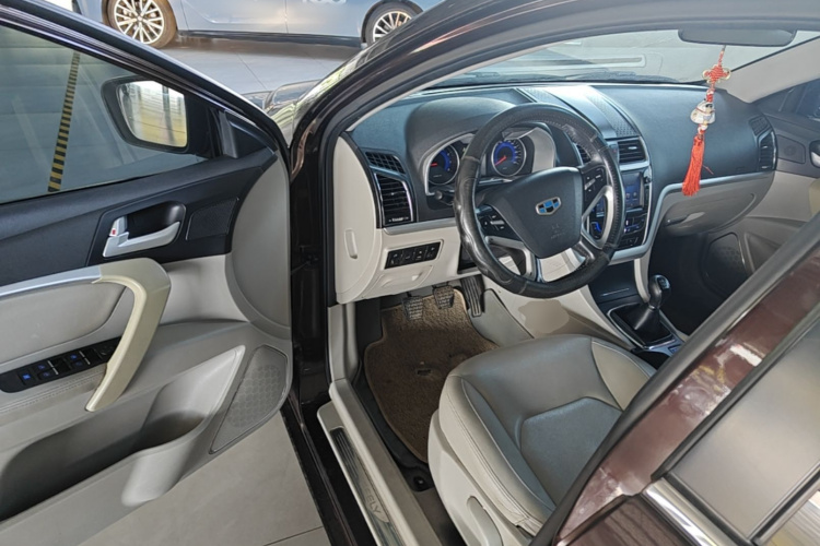 GEELY Emgrand 2015 #16 GEELY Emgrand 2015 car image #16