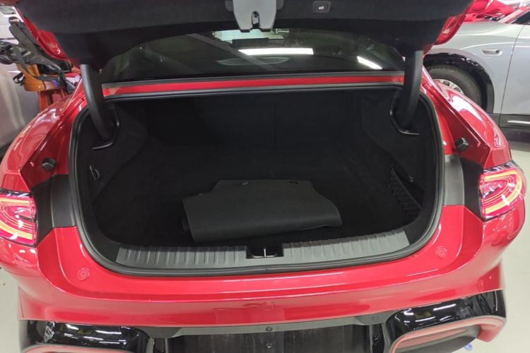 2026 #21 2026 immagine di auto #21