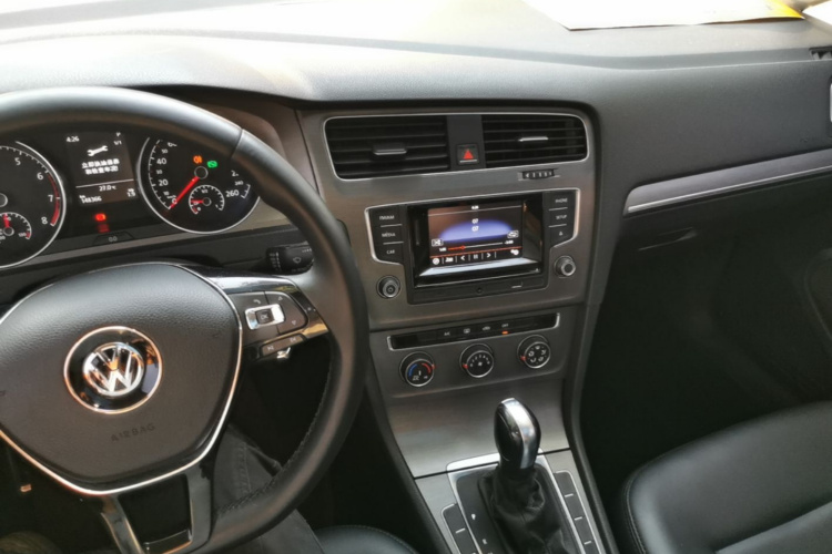 Volkswagen Golf 2016 #10 Volkswagen Golf 2016 car image #10