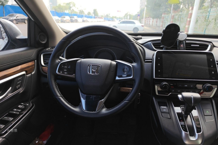 Honda CR-V 2018 #12 Honda CR-V 2018 car image #12