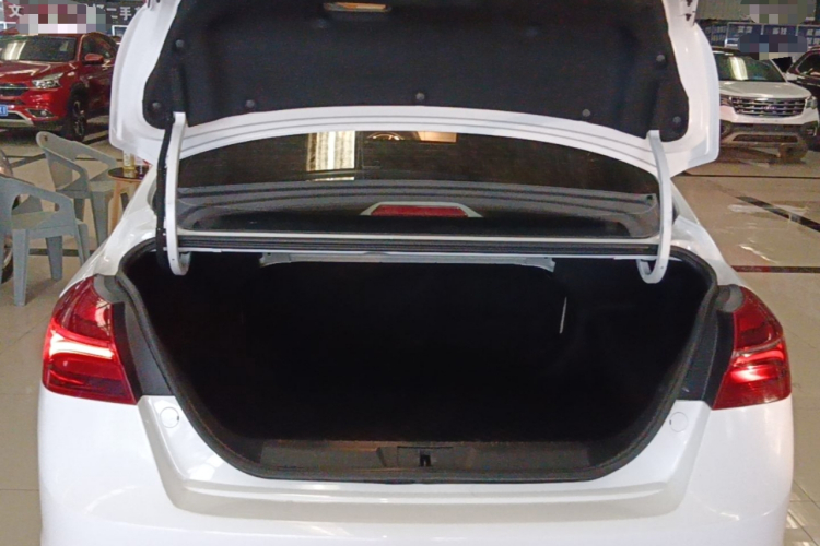 GEELY Emgrand 2018 #19 GEELY Emgrand 2018 car image #19