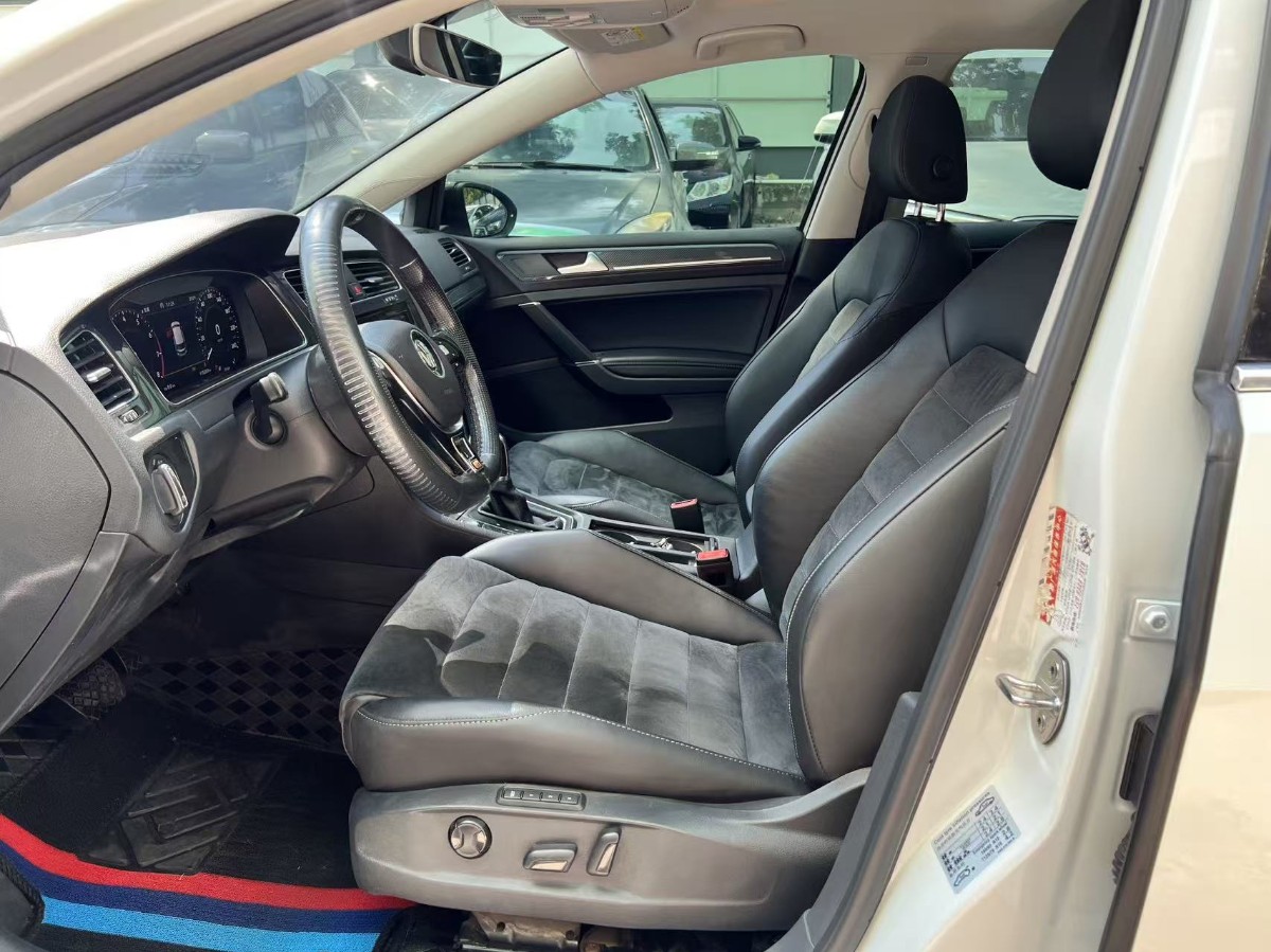 Volkswagen Golf 2019 immagine di auto #7