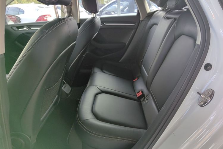 Audi A3 2017 car image #17