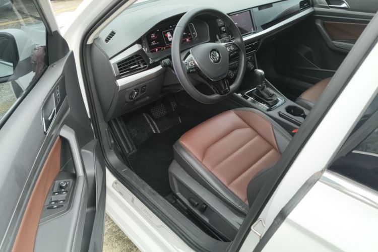 Volkswagen Lavida 2021 car image #16