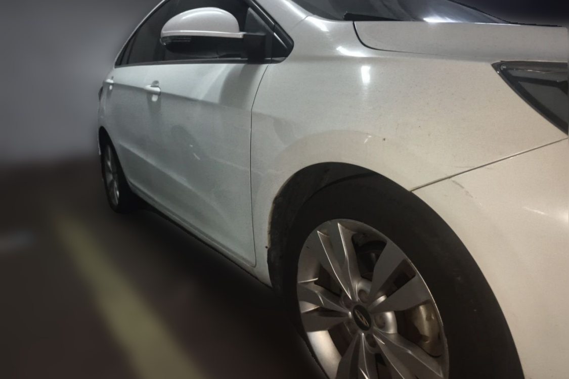 Chery Arrizo 5 2017 car image #2