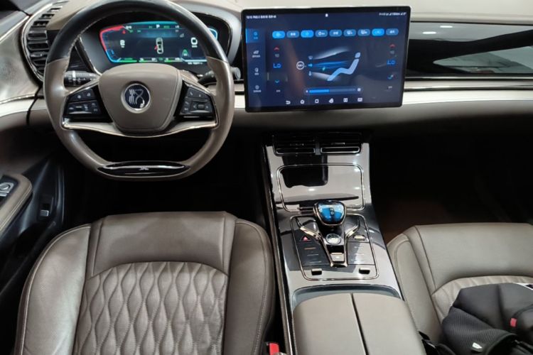 BYD Han 2023 car image #10