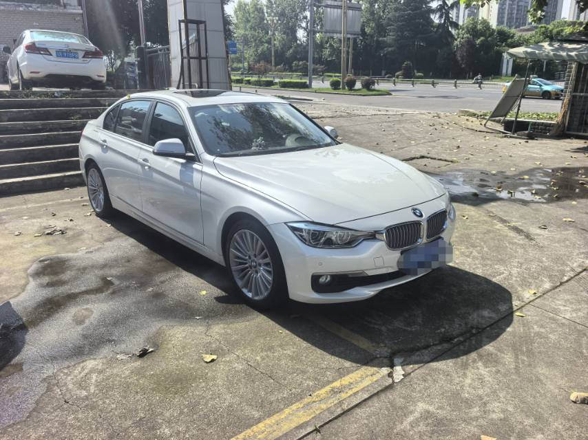 BMW 3 Series 2018 car image #3