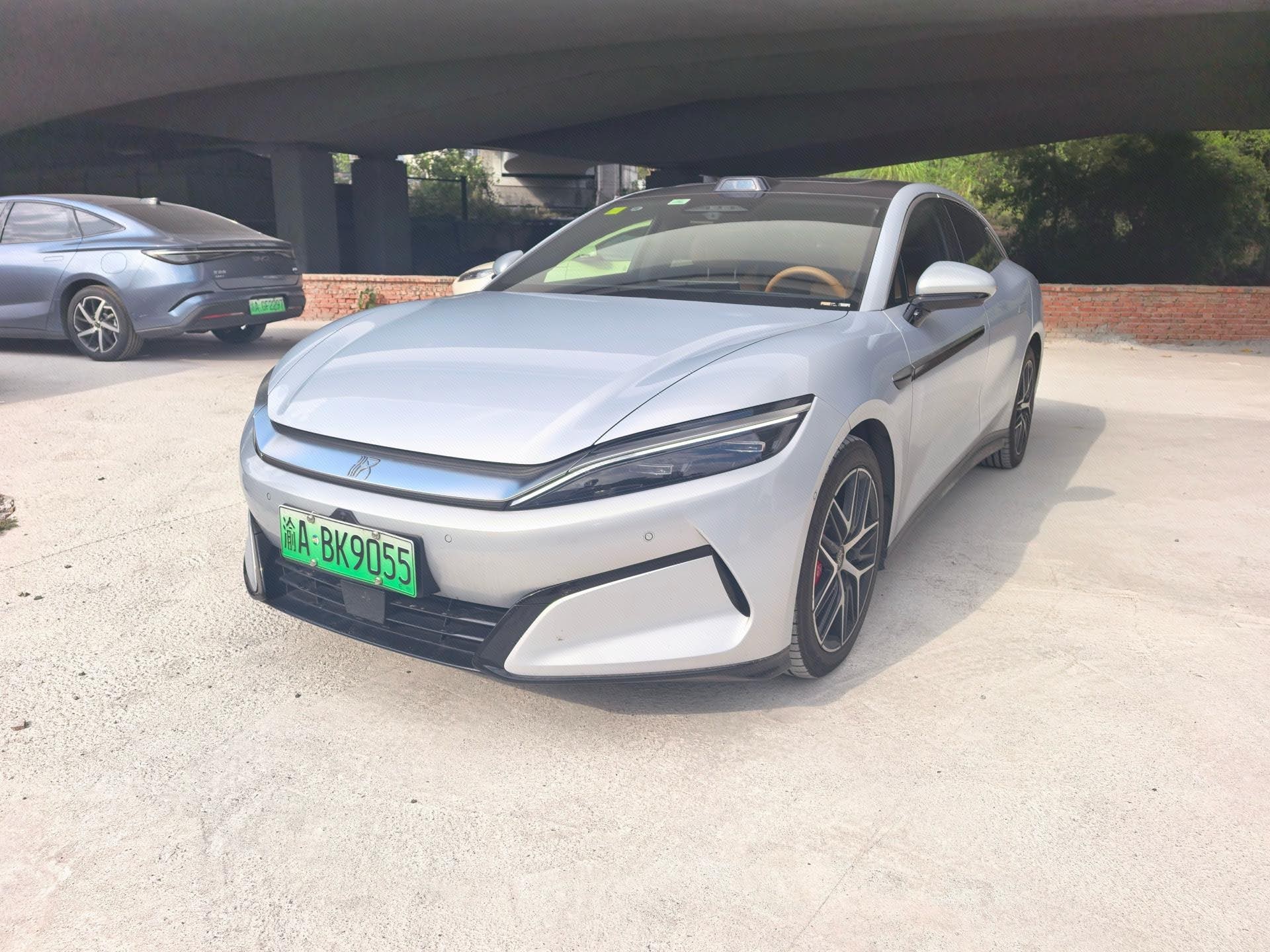 BYD HanL 2025 car image 