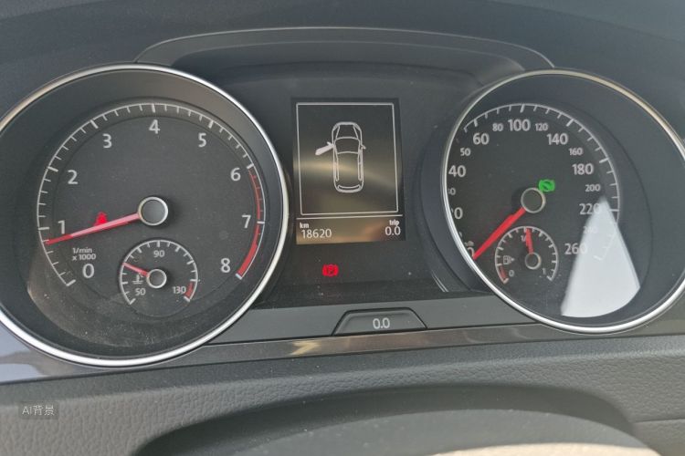 Volkswagen Golf 2017 car image #13