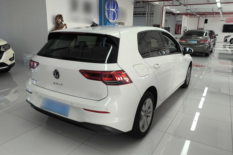 Volkswagen Golf 2023 #5 Volkswagen Golf 2023 car image #5