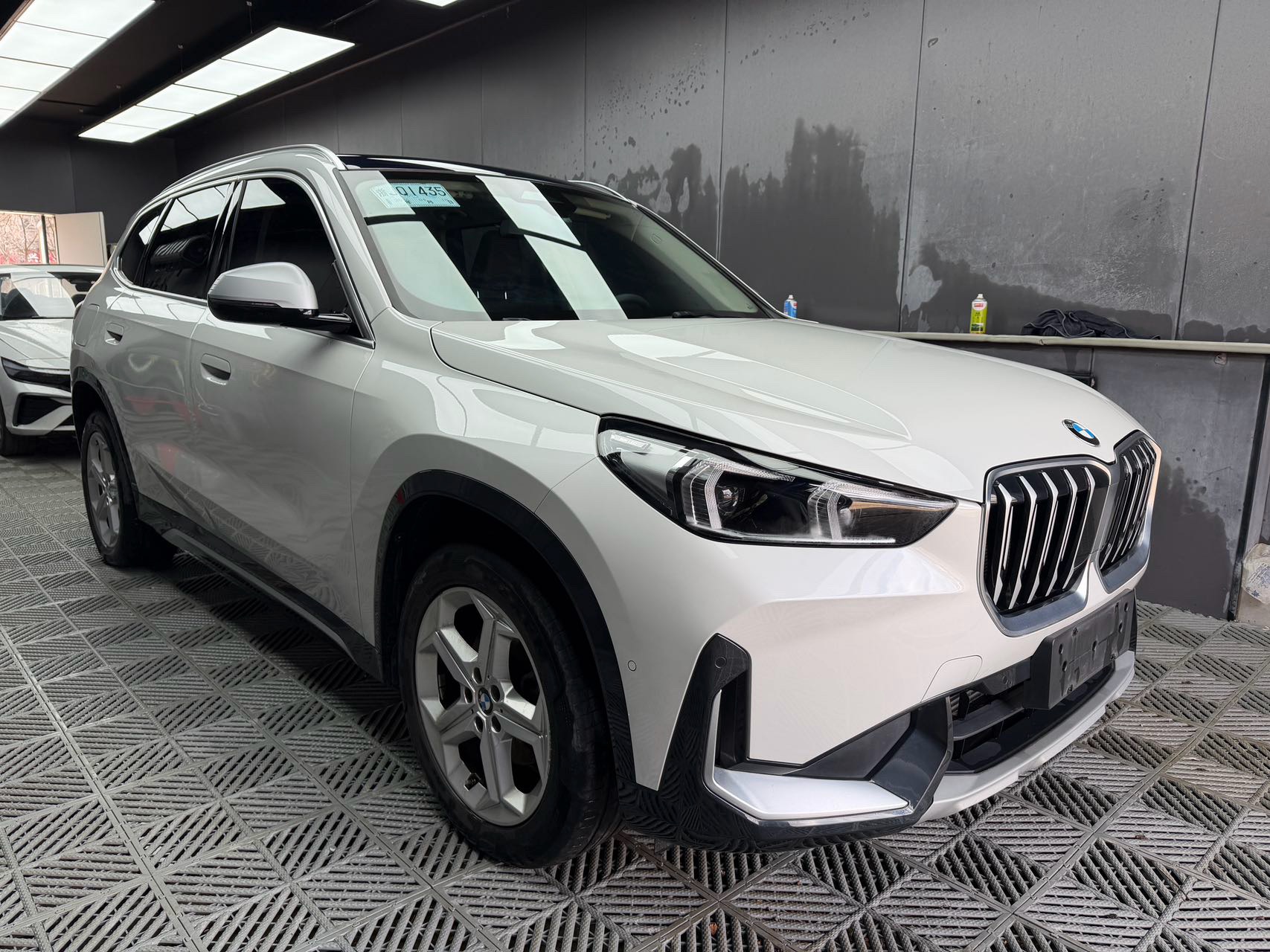 BMW X1 2023 car image #3