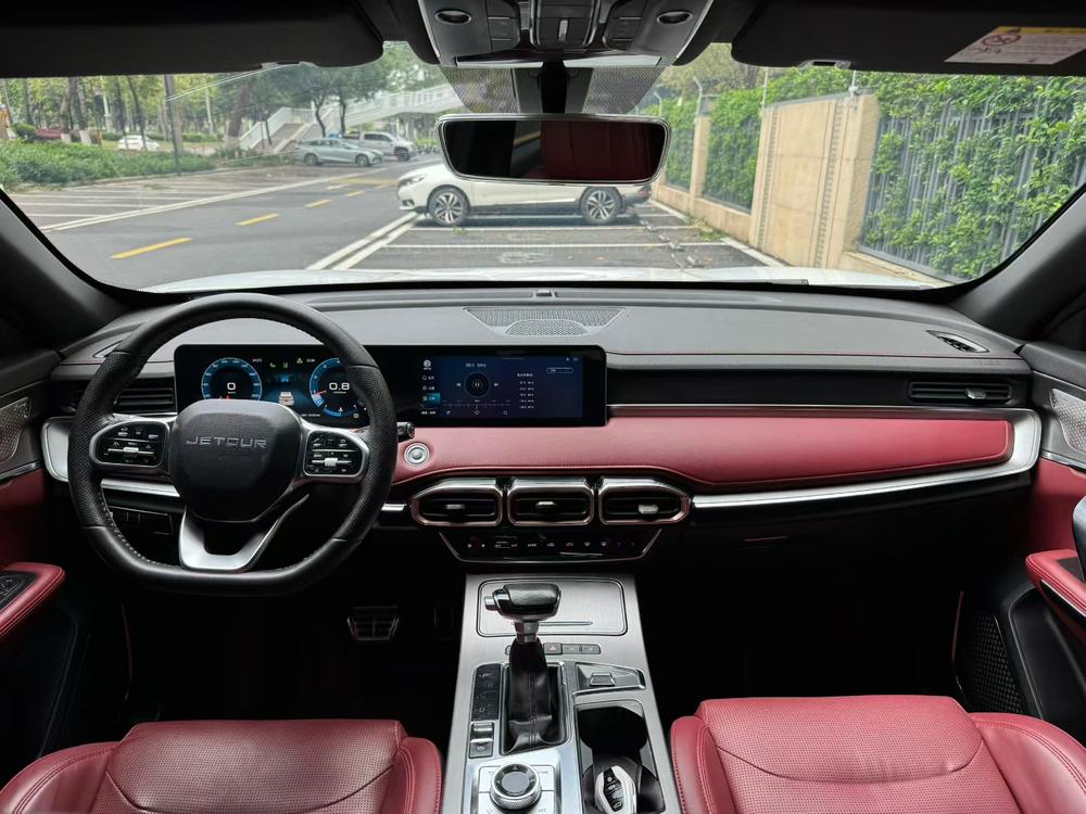 Jetour X70 PLUS 2022 car image #7