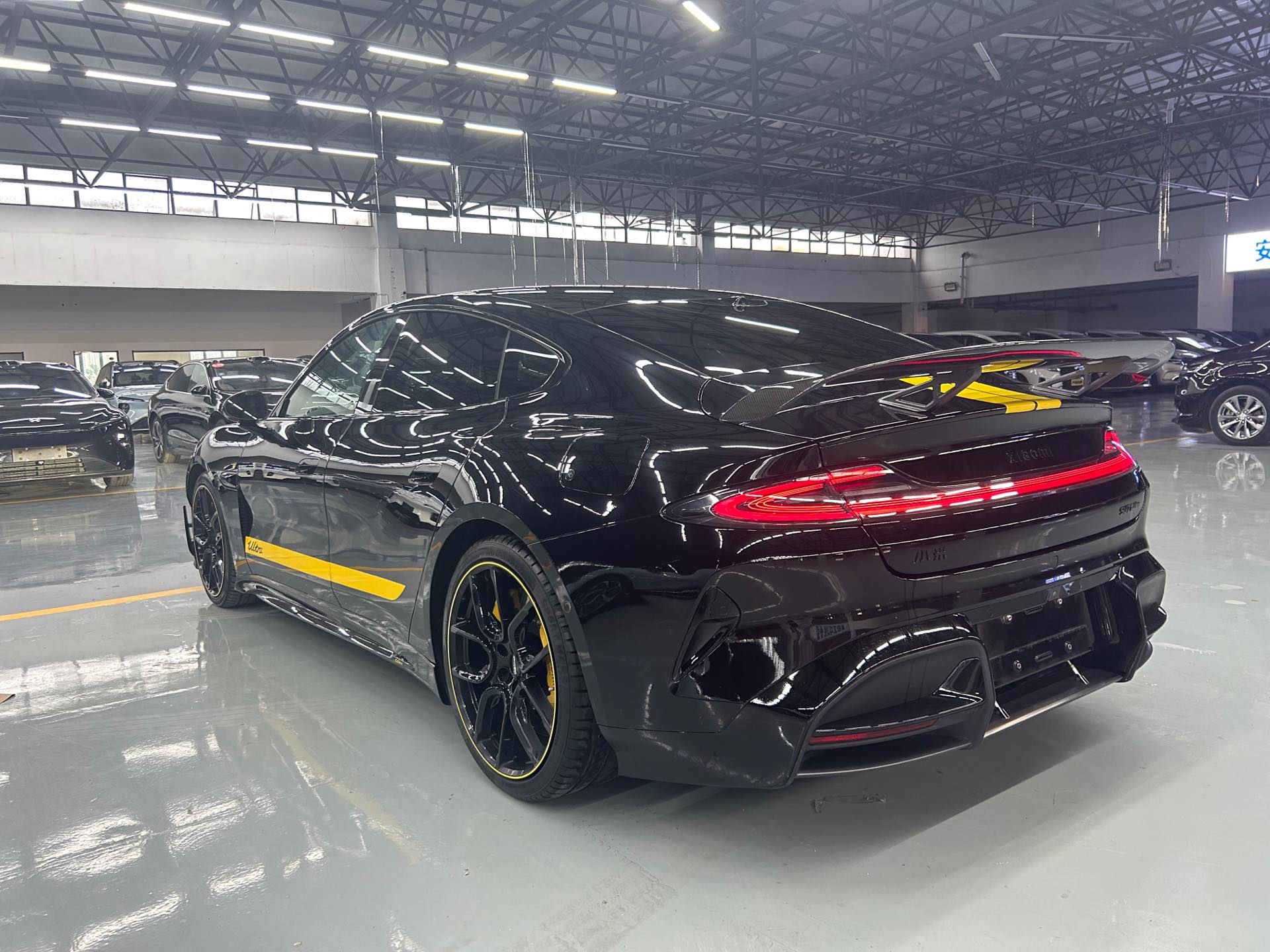 小米汽车 小米SU7 Ultra 2025 汽车图片 #5