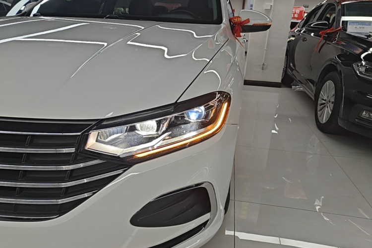Volkswagen Lavida 2022 car image #23