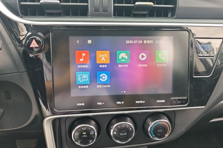 Toyota Corolla 2018 #17 Toyota Corolla 2018 car image #17