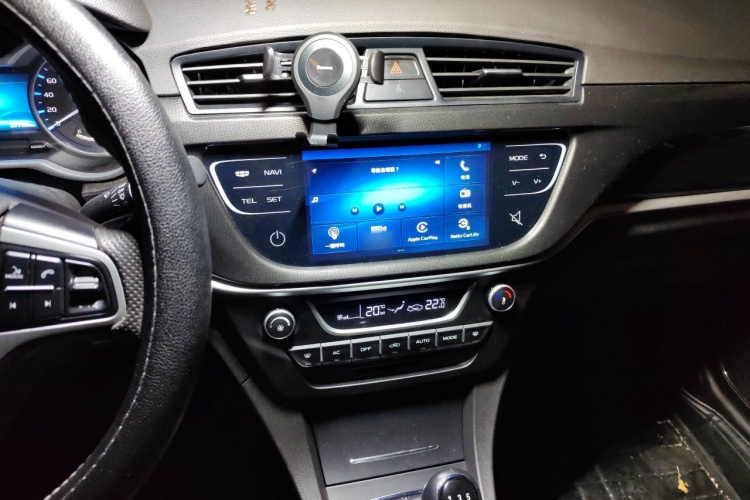 GEELY Emgrand 2016 #17 GEELY Emgrand 2016 car image #17