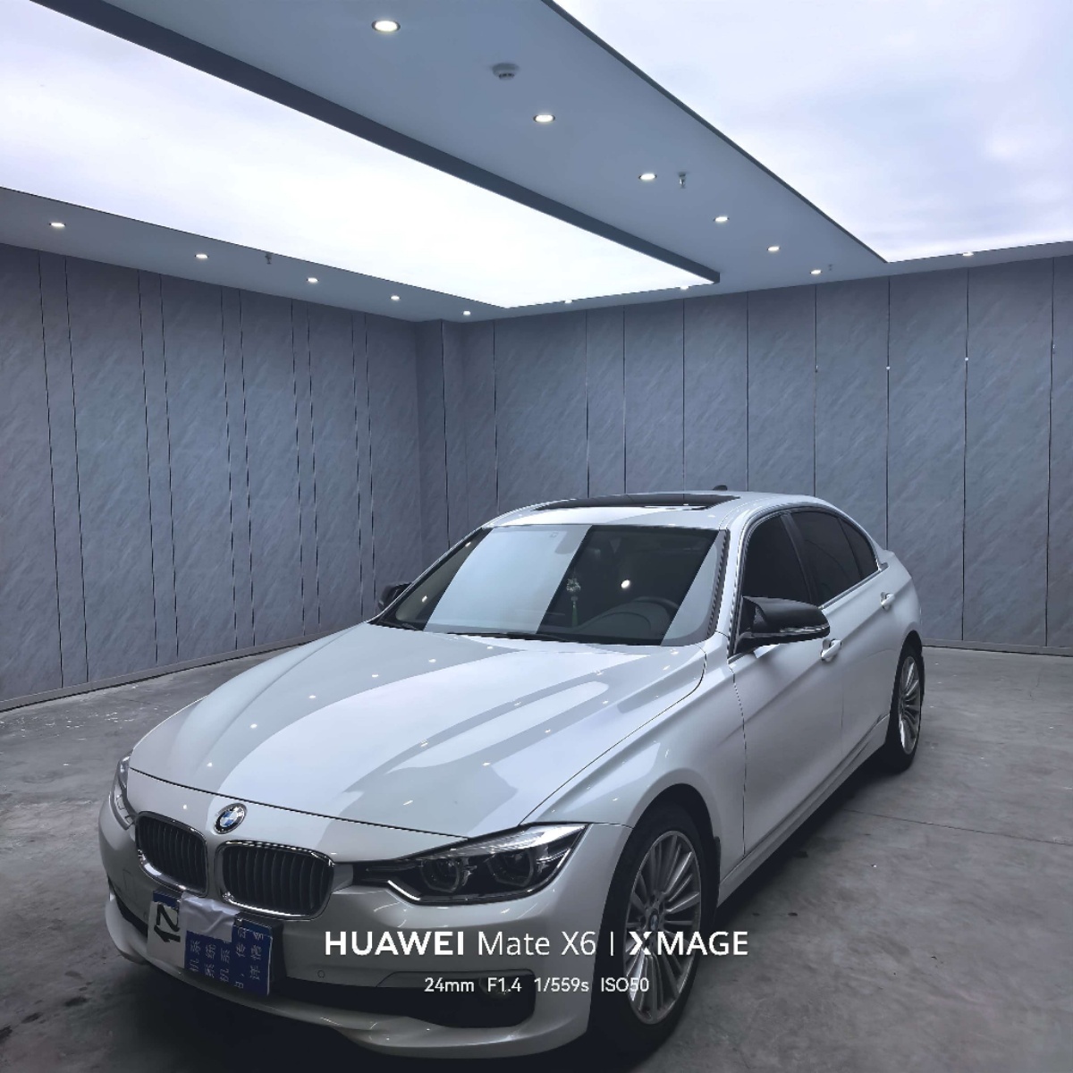 BMW 3 Series 2018 car image #3