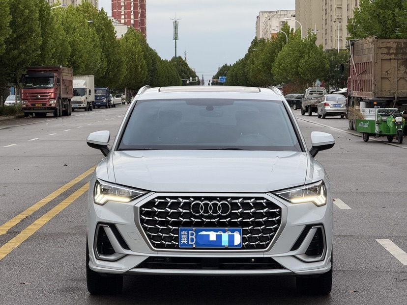 Audi Q3 2024 #2 Audi Q3 2024 imagen de coche #2
